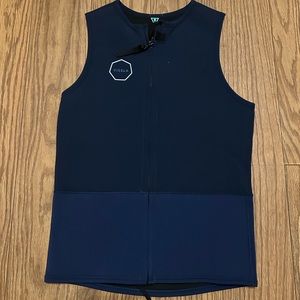 Vissla women’s blue zip up tank top wet suit. ⭐️only worn once ⭐️